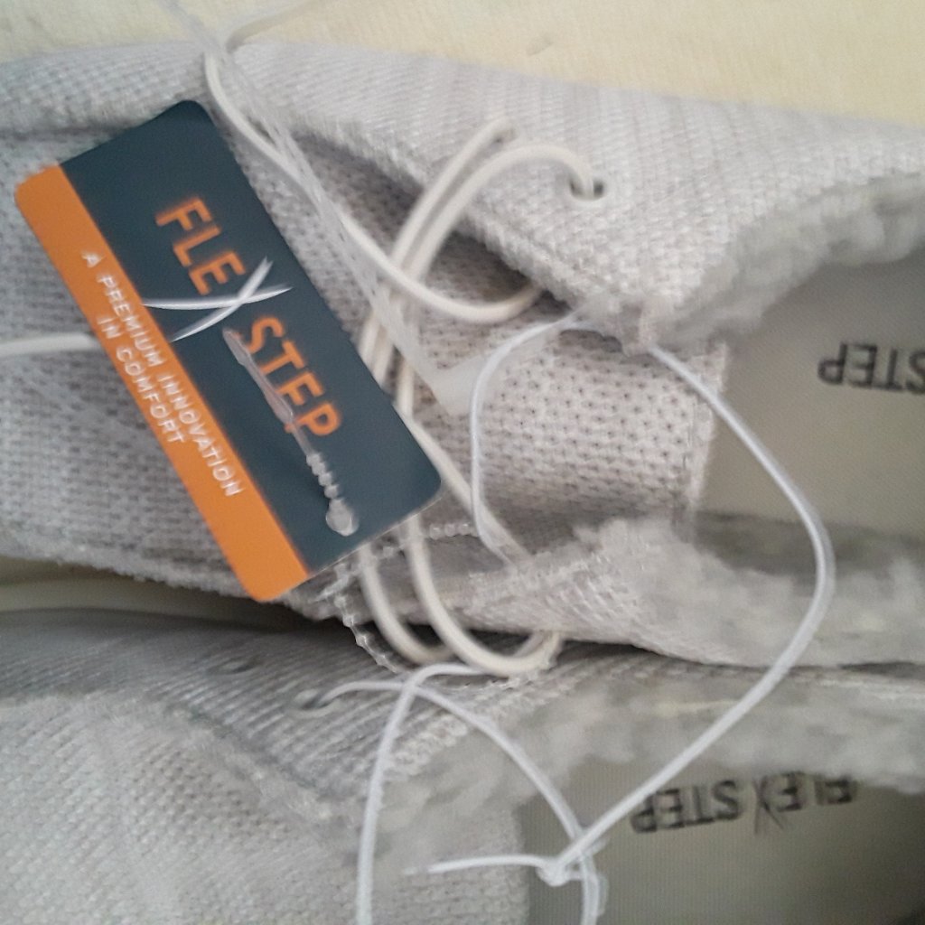 New  Flex Step Brand New Never Worn Shoes